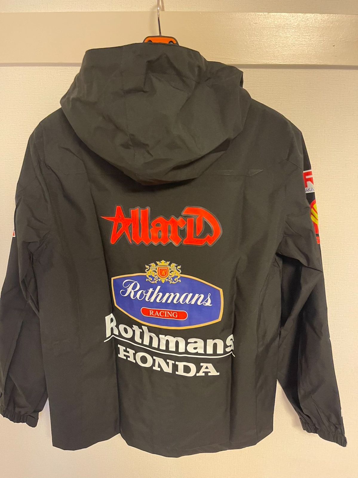 【美品】Rothmans ロスマンズ ホンダ レーシングジャケット【レザー】購入させて頂きたいです