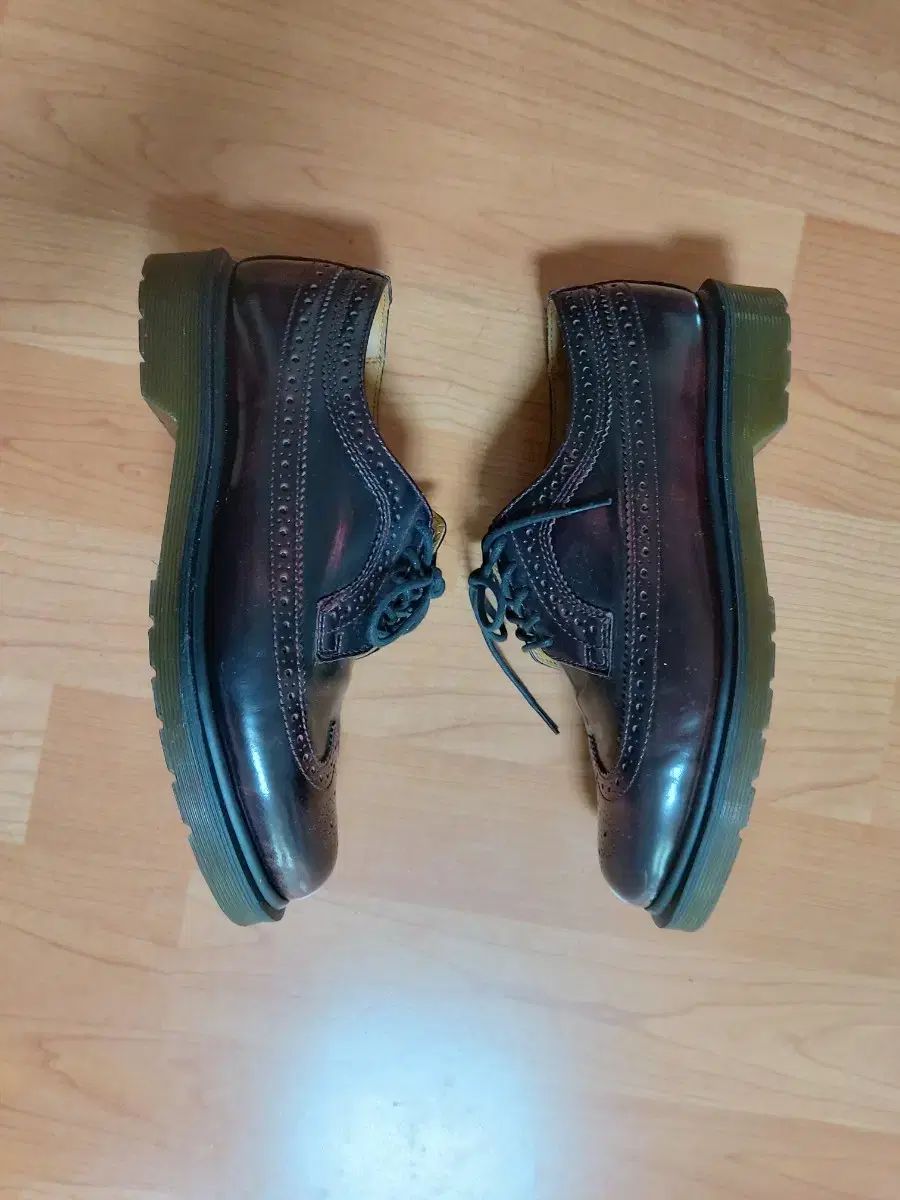 DR. MARTENS(ドクターマーチン) UK6 （ 255 ）