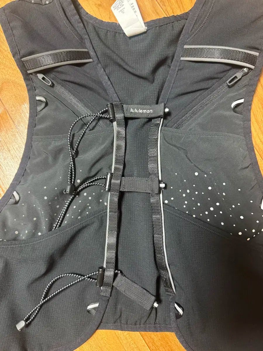 ルルレモン パストアンドフリー RUN ベスト L|XL