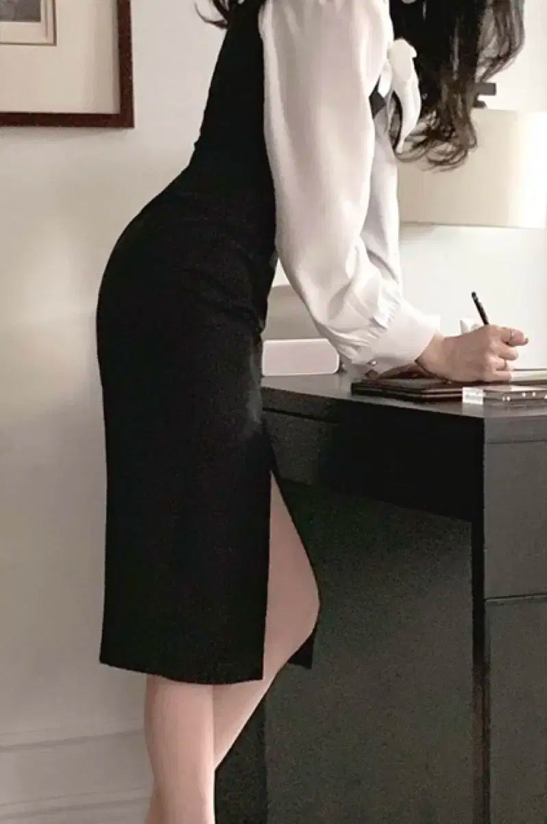ライン ブラックワンピース