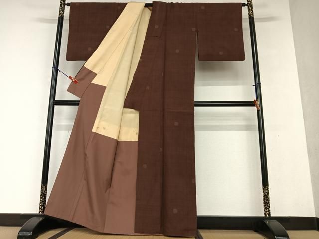 平和屋着物○本場結城紬 重要無形文化財 80亀甲 飛び亀甲柄 正絹 逸品