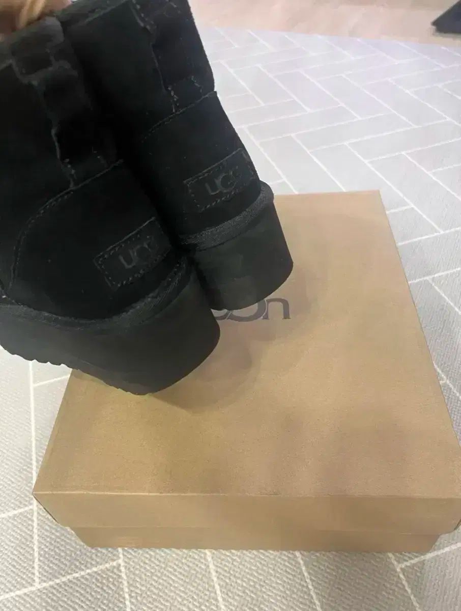 ミニフラットフォーム