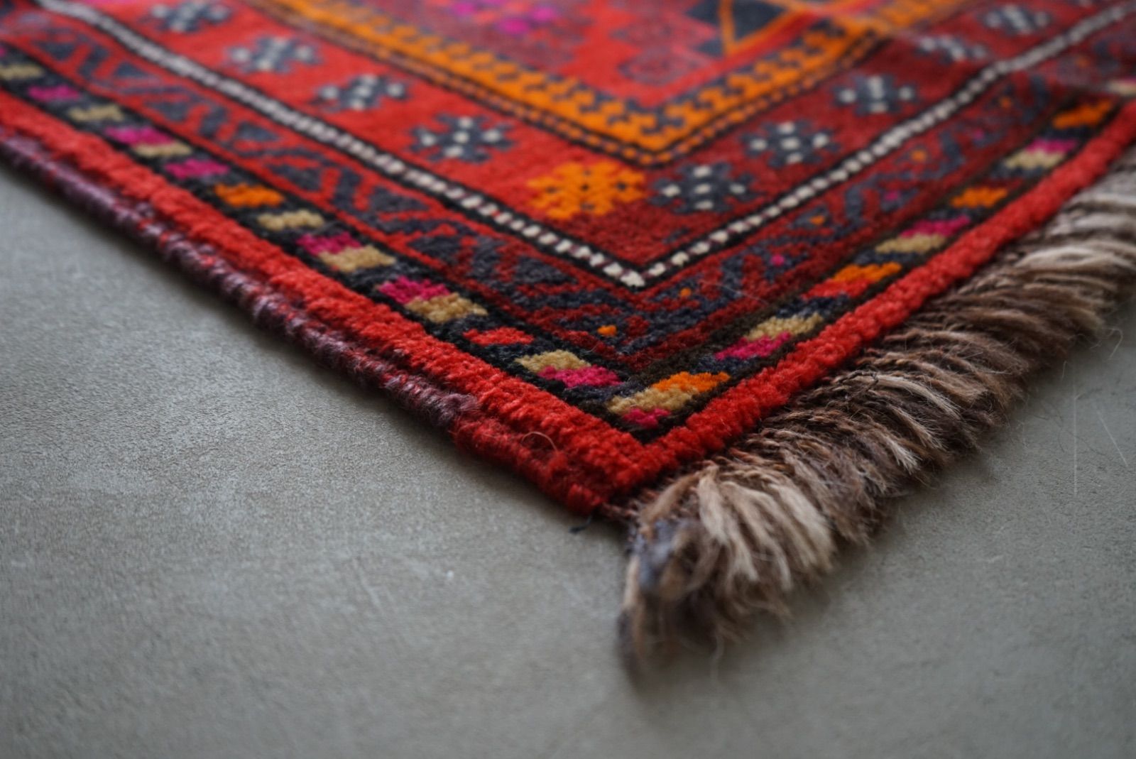 トライバルラグ アフガニスタン バルーチ 1970-1980年代 87×64.5cm No