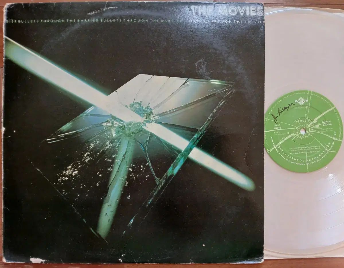 バーバリーロンドンイングランド】ウィングチップサイドゴアブーツ 金