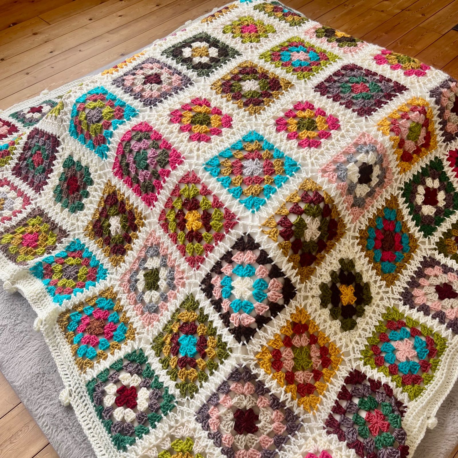 ハンドメイド　大判マルチカバー　こたつカバー　ベットカバー cotton100％ 手編みのマルチカバー/ブランケット/こたつカバー