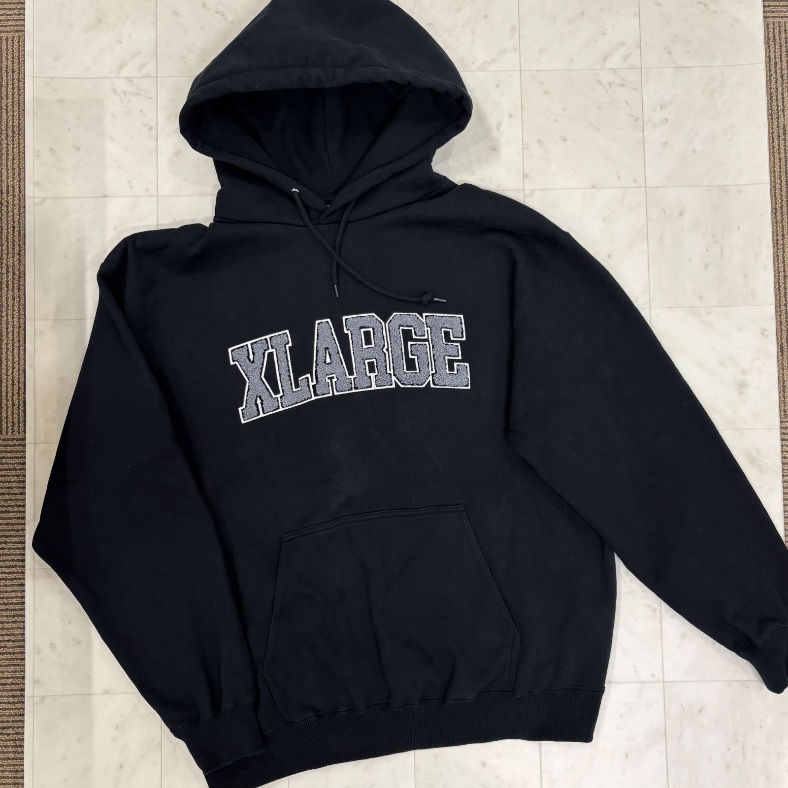 (s)X-LARGE エクストララージ パーカー トップス トレーナー フード付き ブラック サイズL