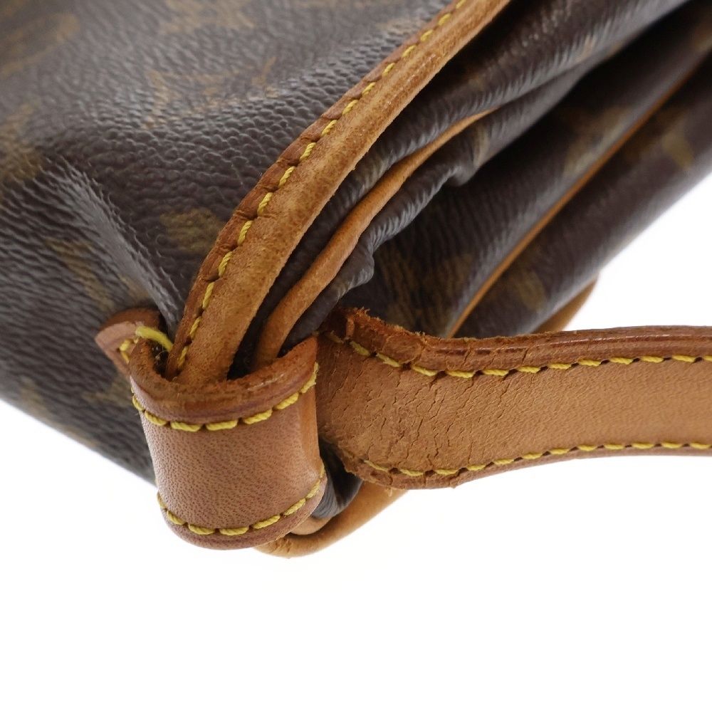 VUITTON