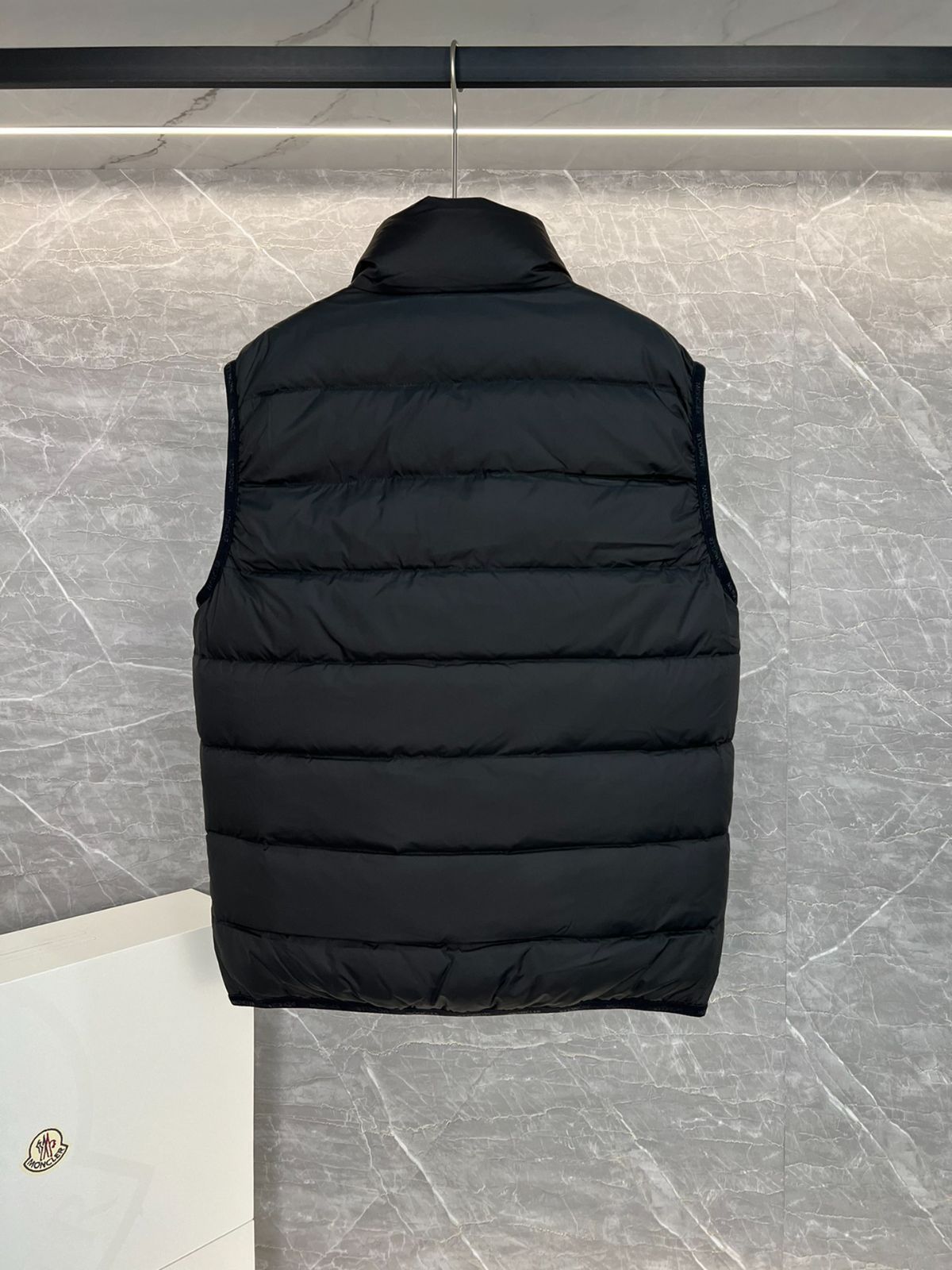 MONCLERモンクレール 黑