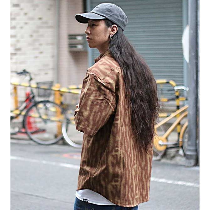 LEFLAH 虎柄シャツ LEFLAH レフラー 虎柄 長袖 オープンカラーシャツ M 黒系 メンズ