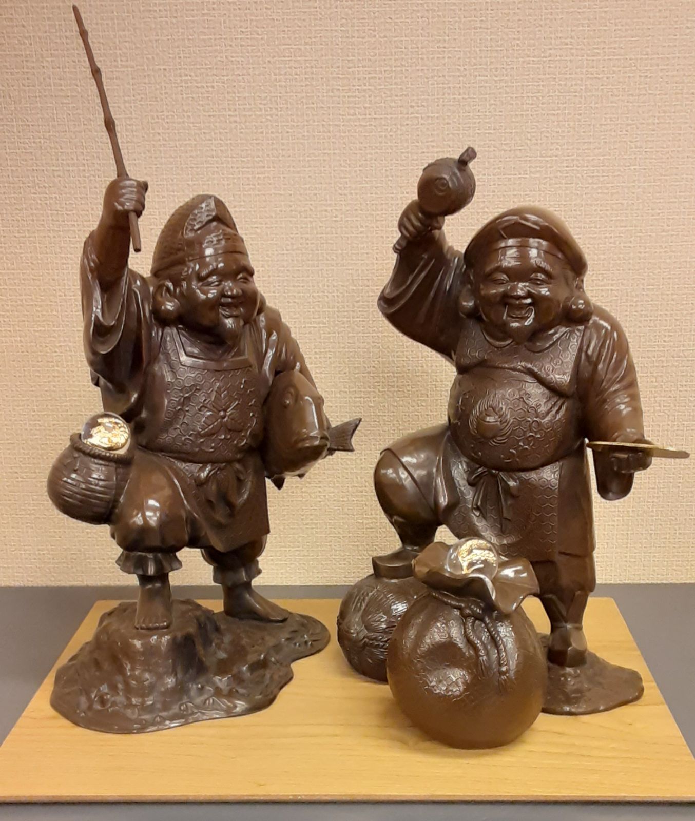 高岡銅器 恵比寿大黒 ブロンズ像玉付き - メルカリ