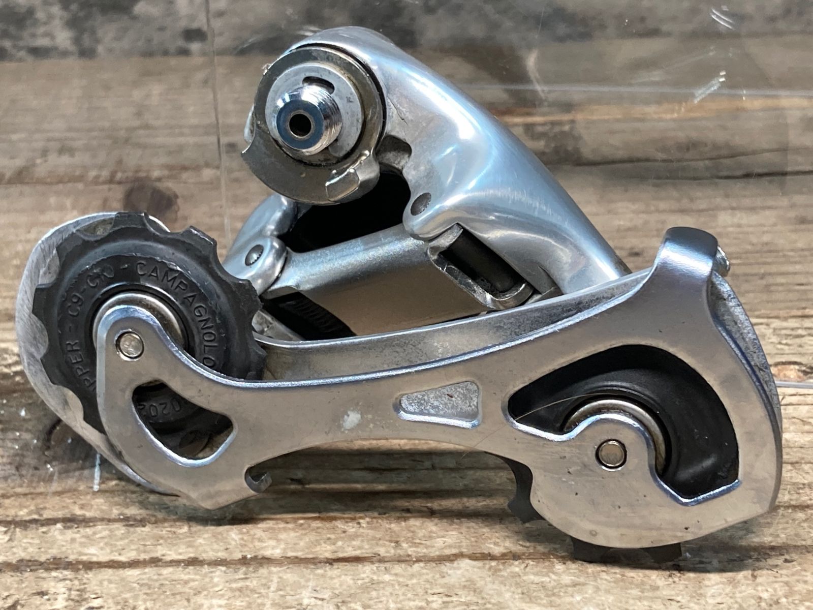 新品 カンパニョーロ ケンタウル 10S リアディレイラー ミディアムゲージ カンパニョーロ ケンタウル10S リアディレーラー ミディアムケージ