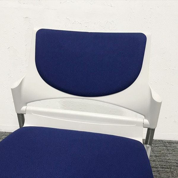 スタッキングチェア 肘無 キャスター付 イナバ ネイビー WWW_NOITHATQUANGTHANH_NET