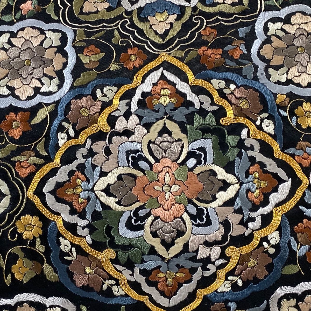 ◇404my13◇夏帯 総手刺繍 金糸 銀糸 花丸文 六通 袋帯 唐草◇美品 ◇404my13◇夏帯 総手刺繍 金糸 銀糸 花丸文 六通 袋帯 唐草◇美品