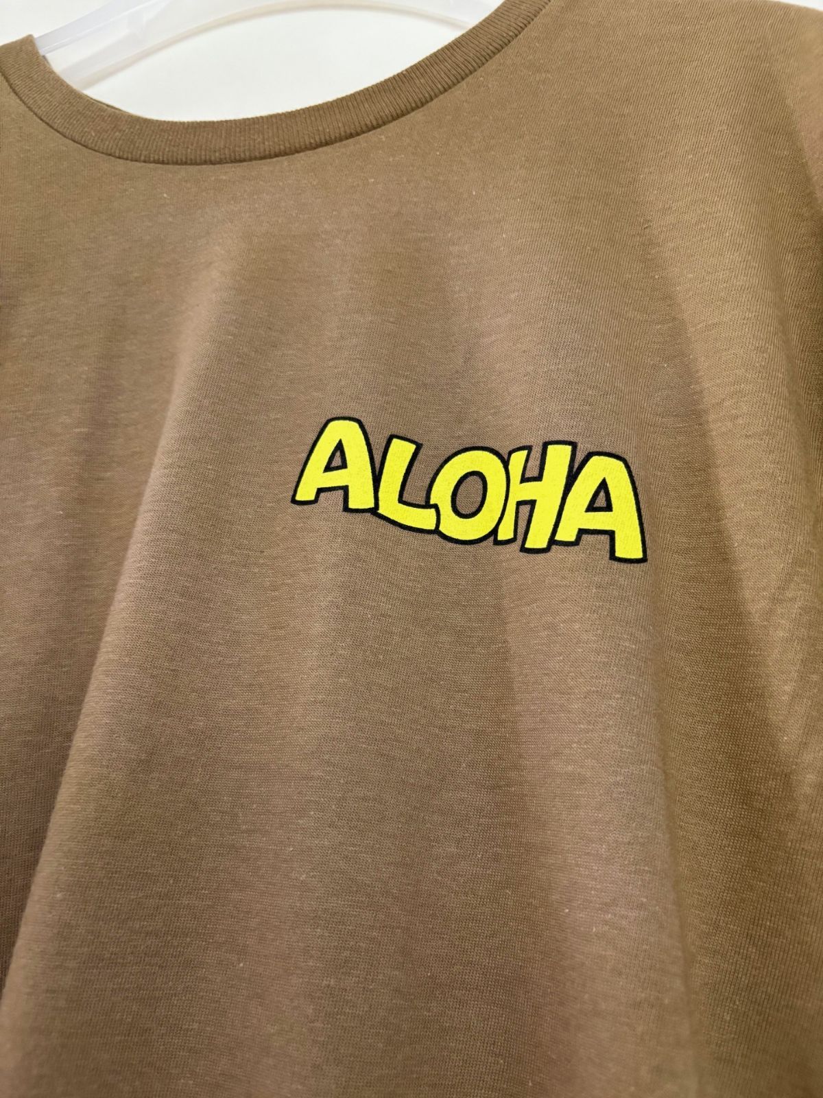 ブラウン