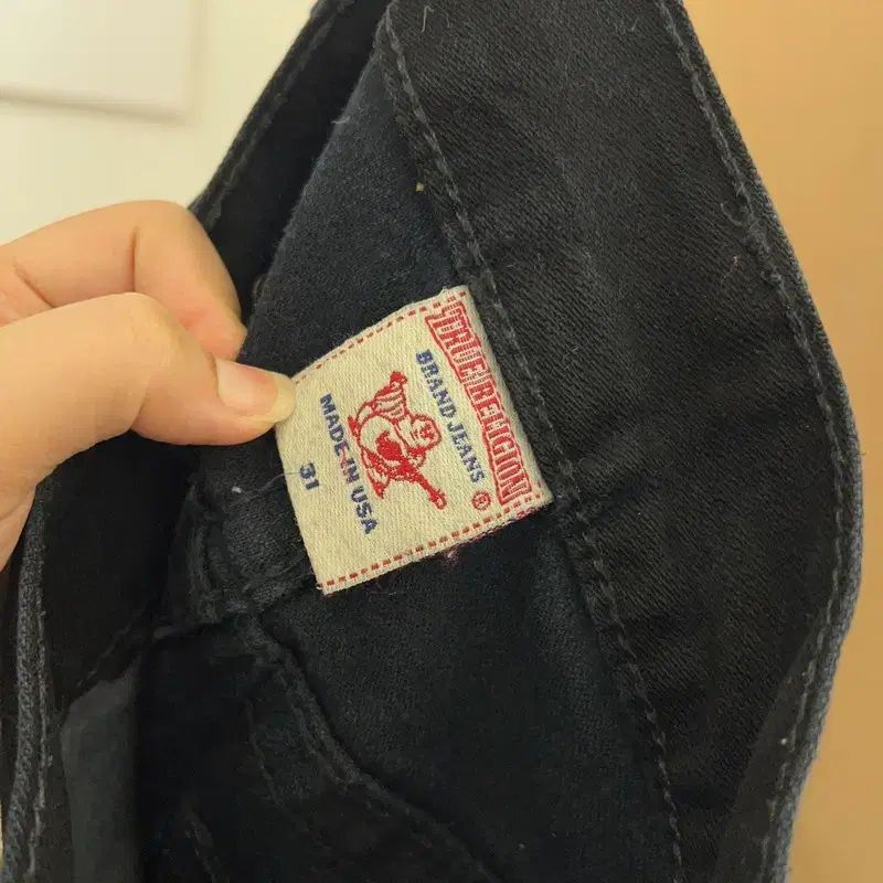 True religion ブラックデニムパンツ　ジーンズ　黒　USA製　32 True religion ブラックデニムパンツ ジーンズ 黒 USA製 32