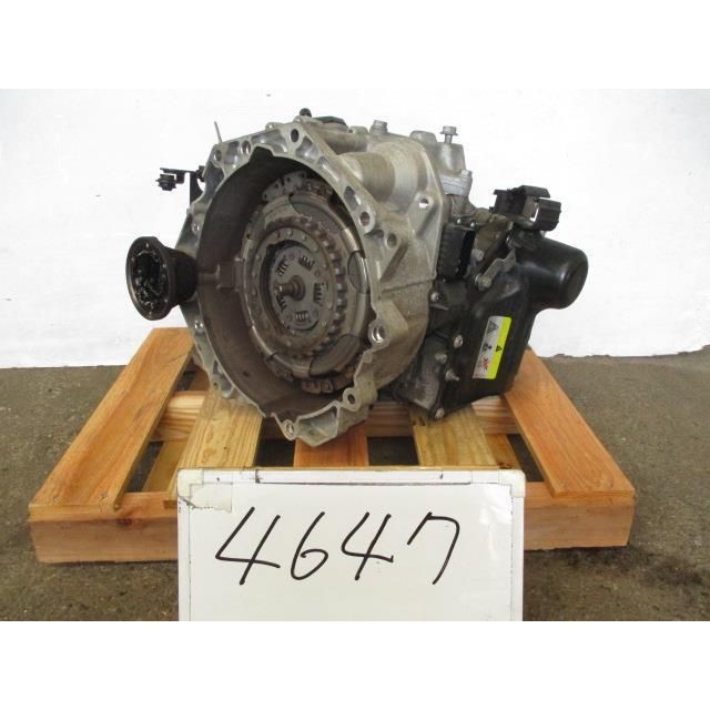 2014年 VW ゴルフヴァリアント DBA-AUCJZ 7速オートマチックミッション 195376 4647