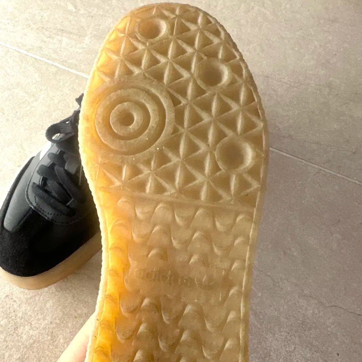 スニーカー スポーツ