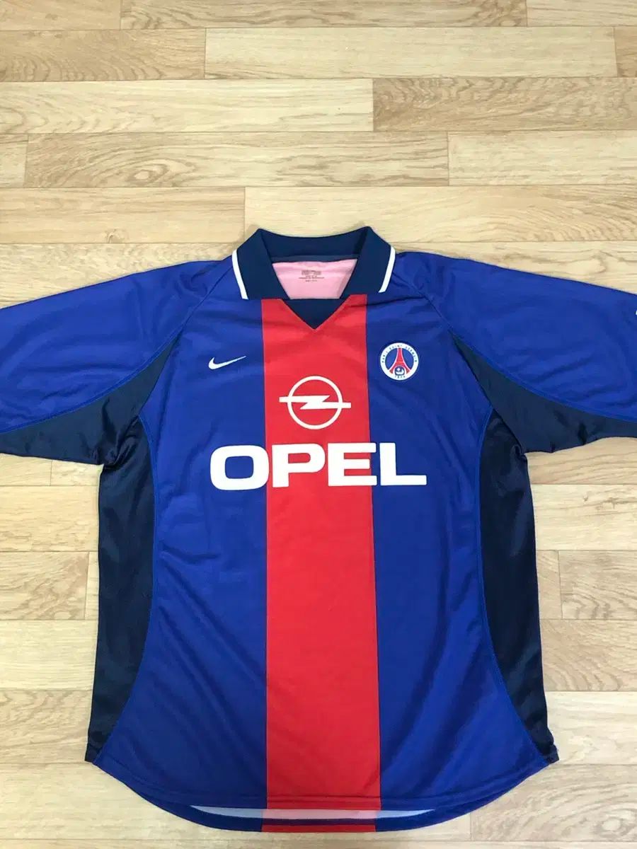 【雷市場（ポンジャン）商品韓国直送】 PSG パリ・サンジェルマン 2000 ／ 2001 ホーム ユニフォーム