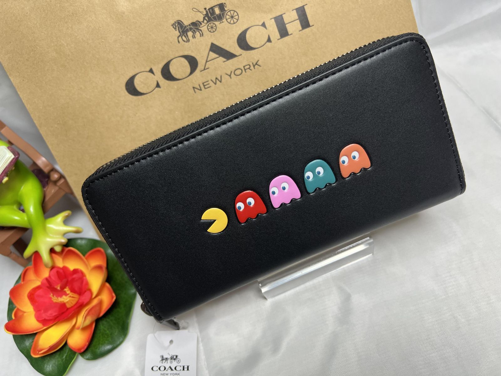 COACH 長財布 コーチ 財布 パックマンコラボ黒 フューシャ レザー 