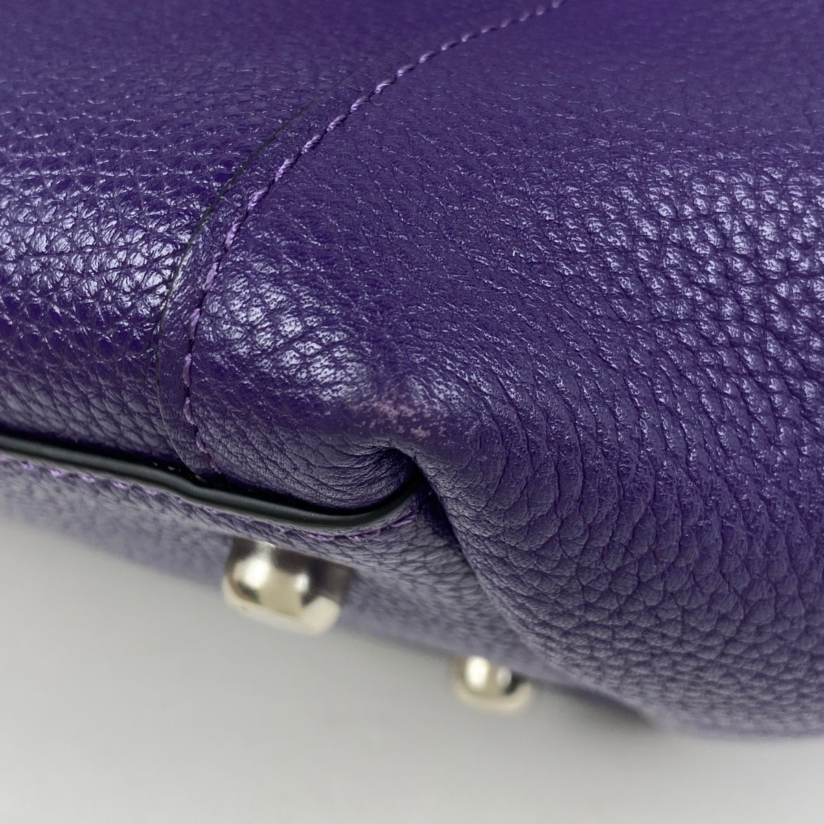 美品　希少デザイン　コーチ　ハンドバッグ　パッチワーク　レザー　パープル 未使用級】 希少 COACH ボディバッグ レザー パープル - メルカリ
