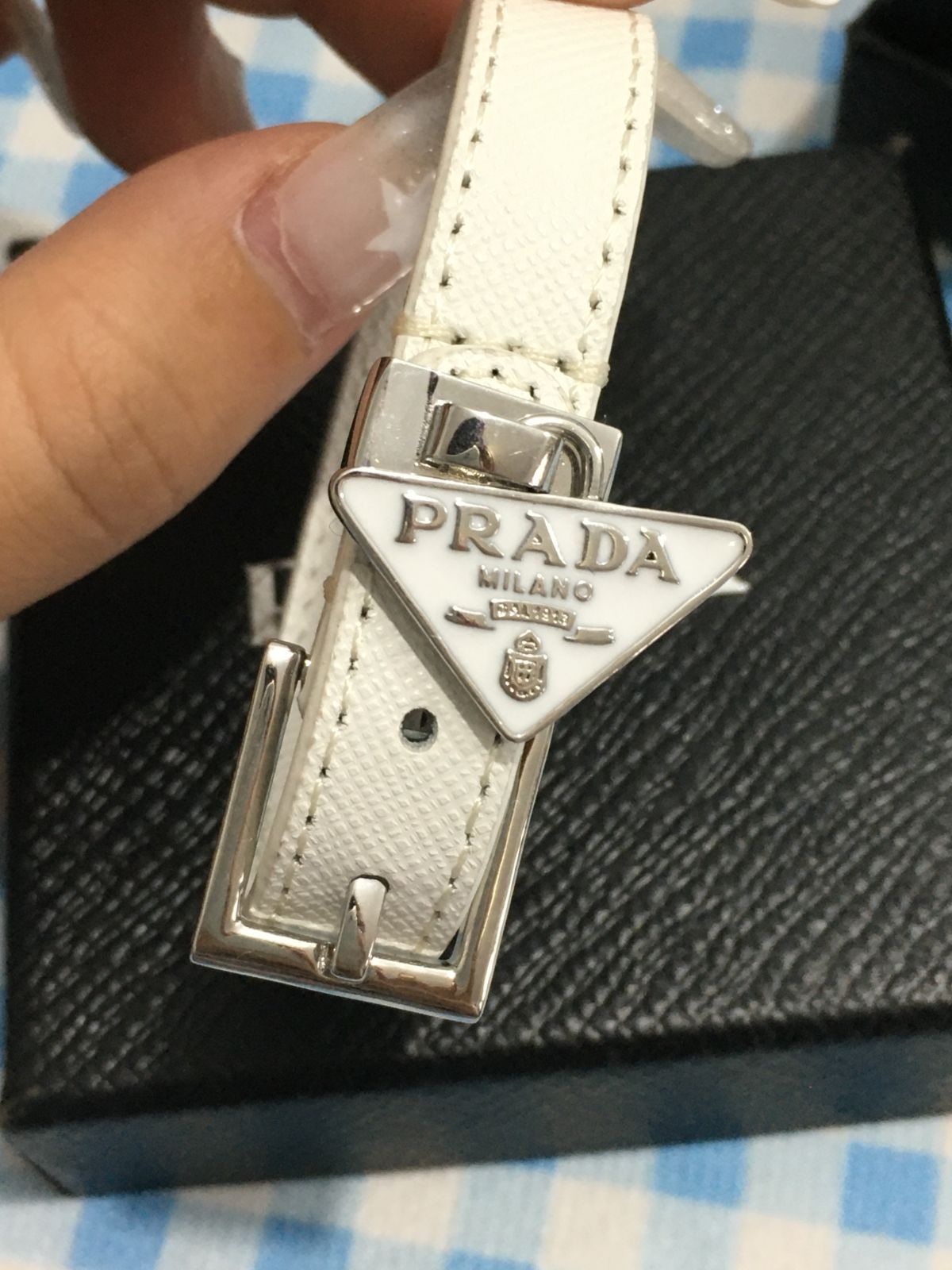 PRADA プラダ サフィアーノレザー ブレスレット ユニセックス 男女兼用 三角ロゴ ホワイト シルバー金具