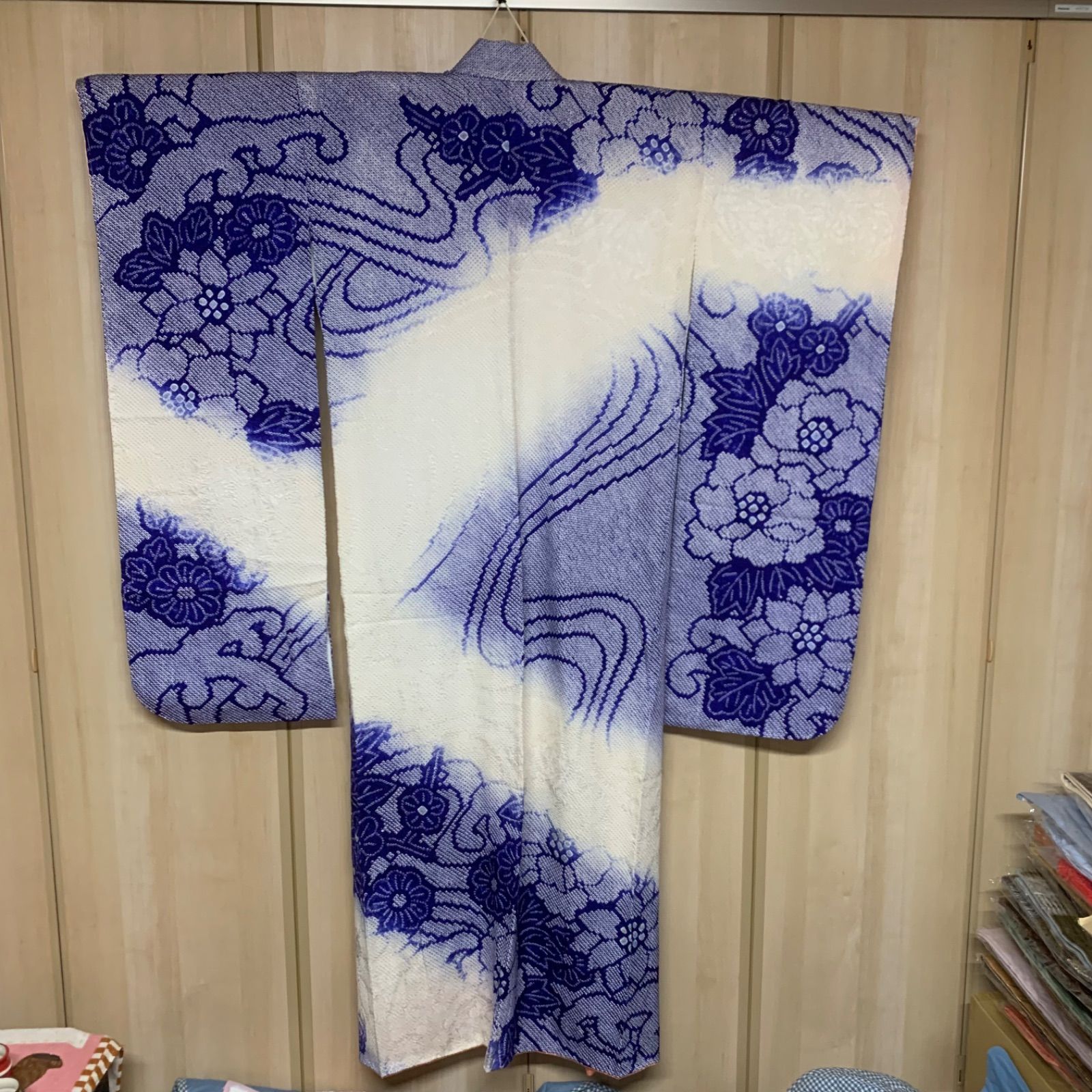 (あ737)縮緬 総絞り柄 黄緑 アンティーク振袖㊗️鮮やかな花模様の帯セット 本総絞り花模様振袖 振袖 着物 ヴィンテージ レトロ 成人式 正絹