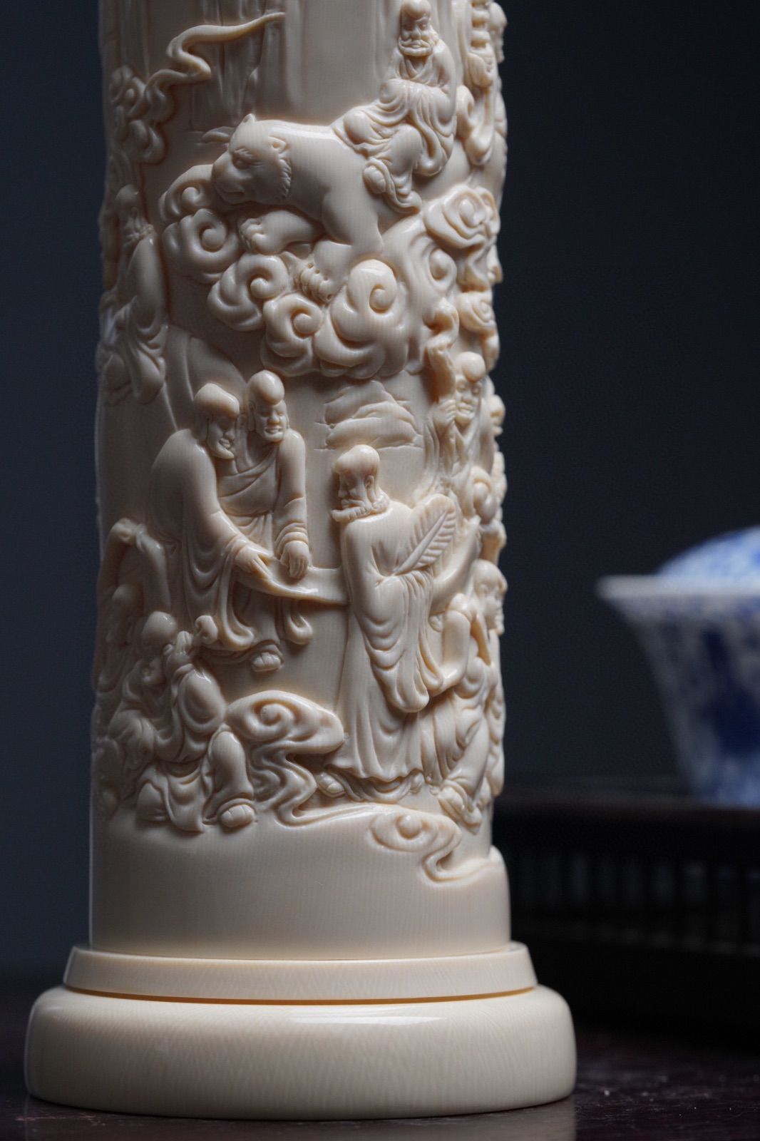 天然マンモス牙美しい手作り彫刻龍馬精神置物 - インテリア小物