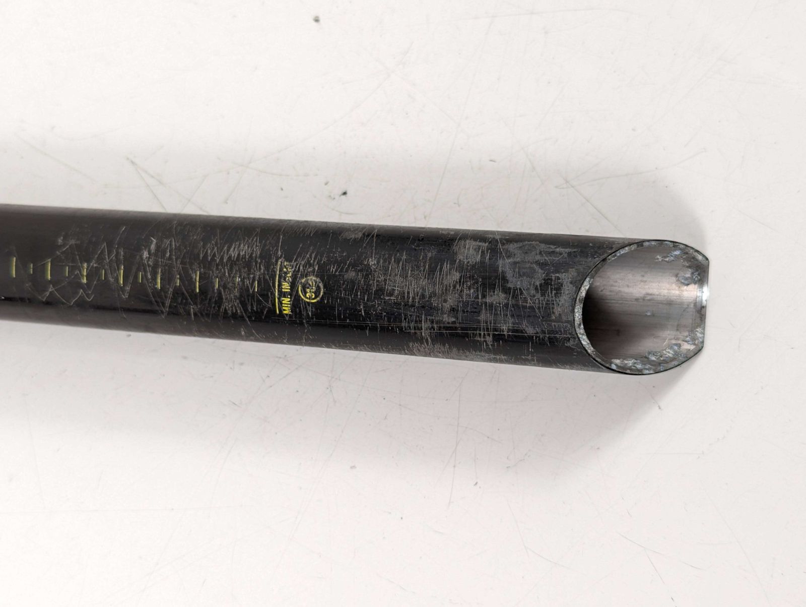 並品】Oval 31.6㎜ カーボンラップ アルミ シートポスト