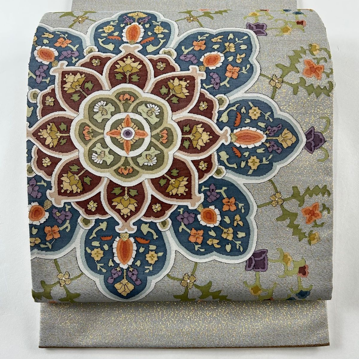 袋帯 美品 逸品 華文 草花 金糸 箔 灰色 お太鼓柄 正絹 【中古
