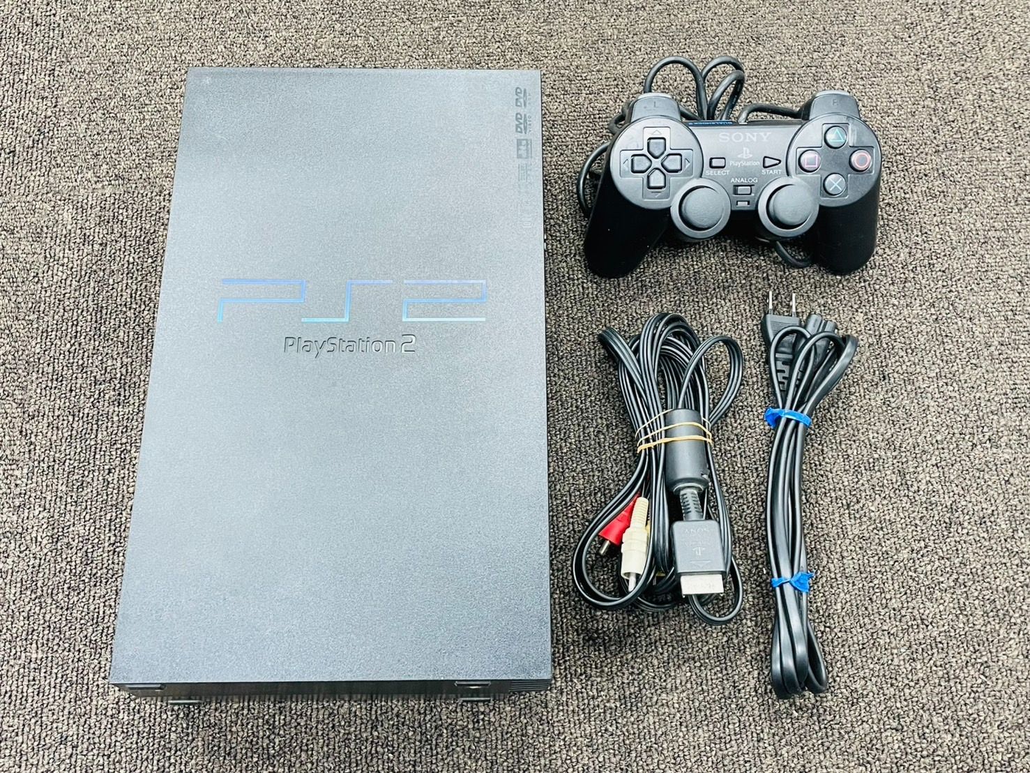 PS2 セラミックホワイト SCPH77000CW Amazon | PlayStation 2 セラミック・ホワイト (SCPH-75000CW