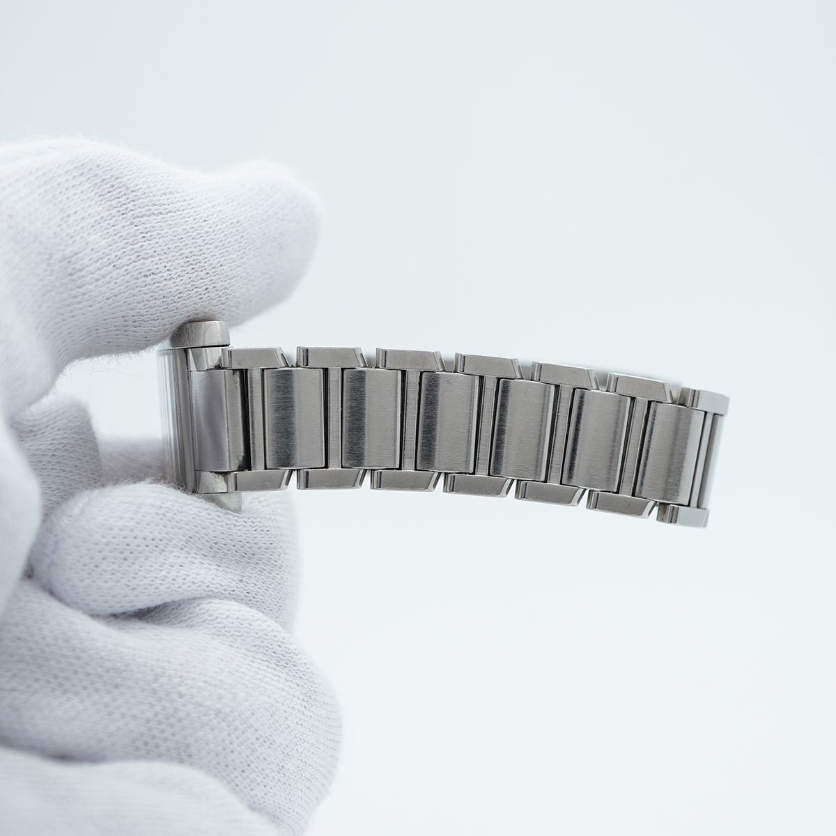 W51008Q3 アイボリー文字盤