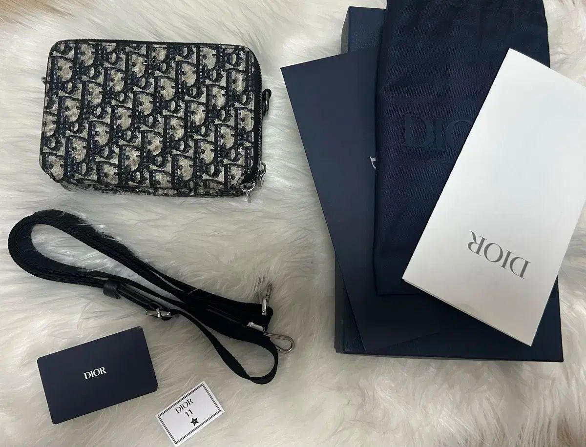 Dior ディオール オブリーク ストラップ ポーチ クロスバッグ メッセンジャーバッグ