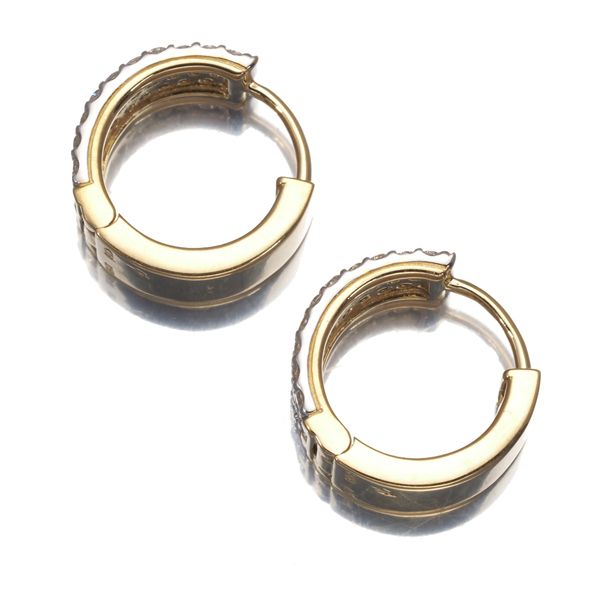 美品♡セイレーンアズーロ♡k18♡ミニフープダイヤピアス セイレーンアズーロ ピアス ダイヤ ダイヤモンド 0.18ct/0.18ct