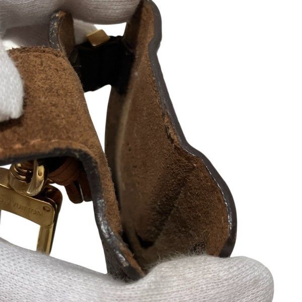 Vuitton モノグラム