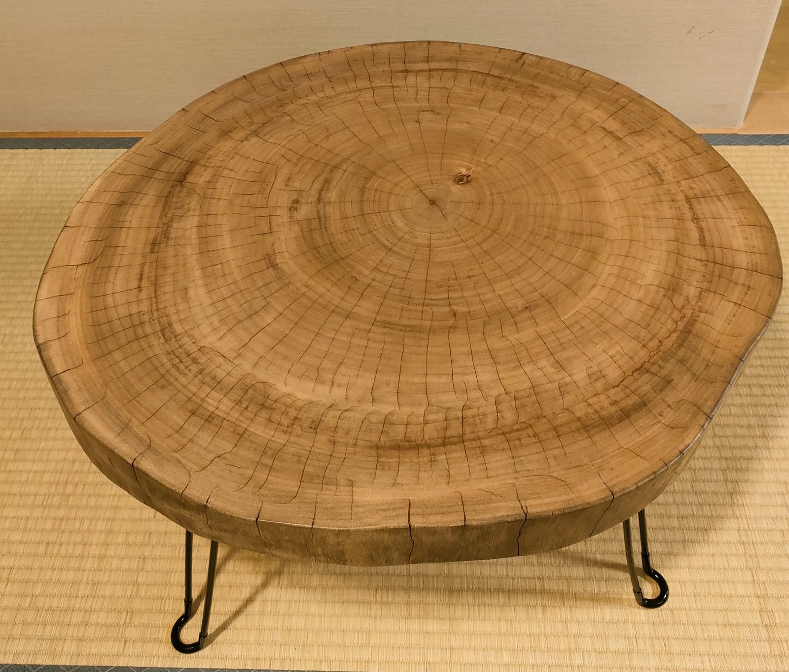 くすの木☆輪切り☆折り畳み☆サイドテーブル - メルカリ