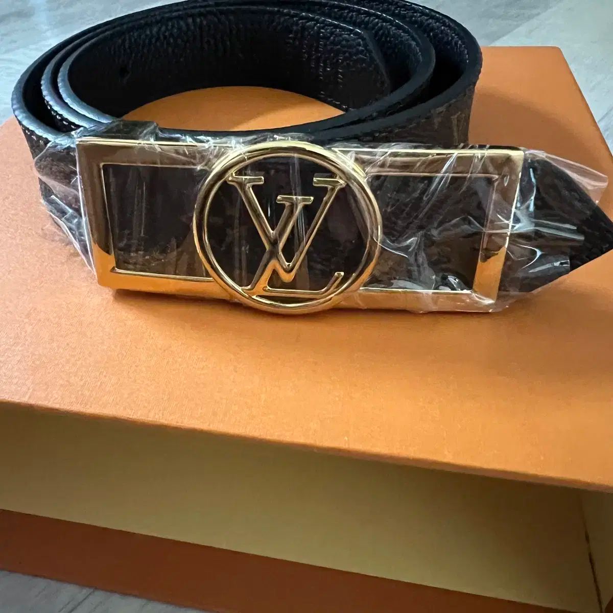 LV