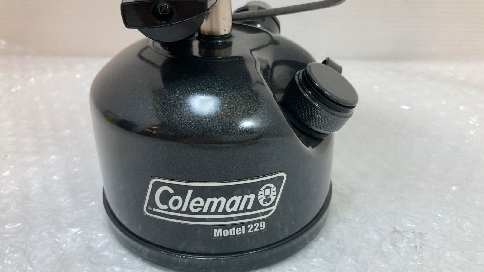 Coleman - 2005年7月製　美品　コールマン小型ランタン229 Coleman コールマン ランタン 229 2005年 USA - メルカリ