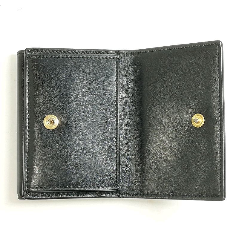 イブサンローラン　カサンドラキルティング黒　三つ折り財布 イブサンローラン カサンドラキルティング黒 三つ折り財布