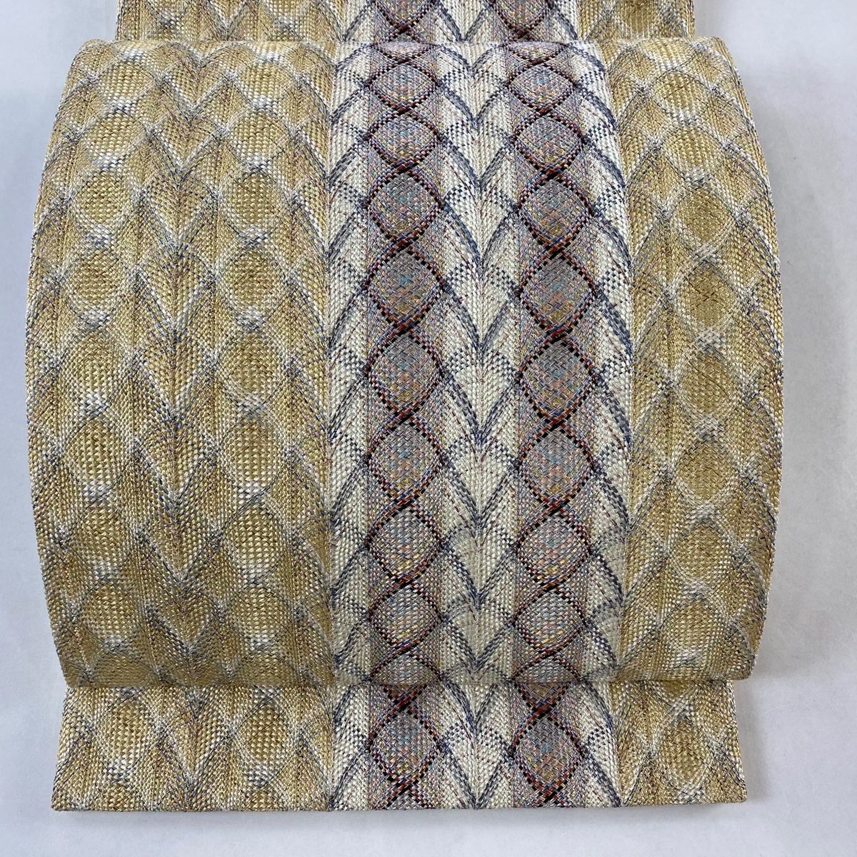 美品】袋帯 逸品 渡文 幾何学 箔 金糸 ベージュ正絹