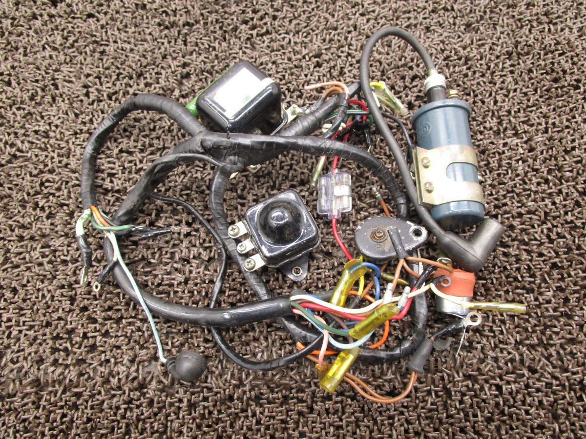 YA-5 メインハーネス イグニッションコイル △A6737 Y12 ヤマハ プラグキャップ 85627 キャブ車 YA5