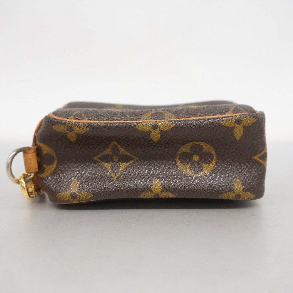 【良品】LOUISVUITTON ルイヴィトン クラッチ バッグ ポーチ 扇子モチーフ♡】Louis Vuitton クラッチバッグ (Louis Vuitton