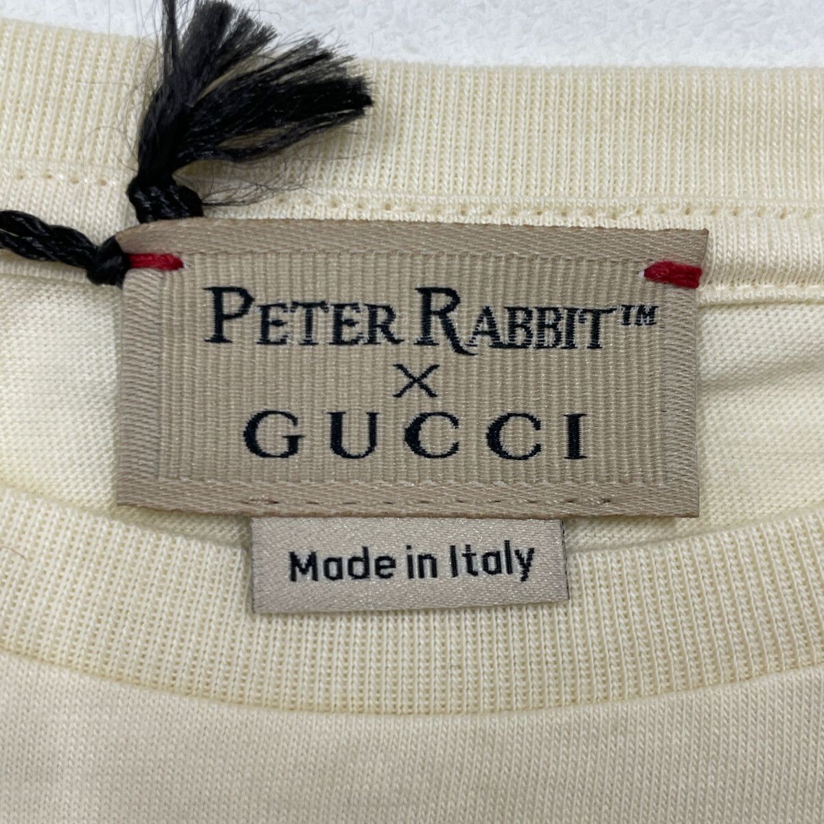  GUCCI グッチ XJF 6 A ﾍﾞｰｼﾞｭ ﾋﾟｰﾀｰﾗﾋﾞｯﾄ ﾌﾟﾘﾝﾄTｼｬﾂ Tシャツ トップス