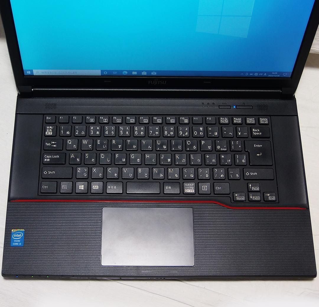 富士通 LIFEBOOK A574/H 15.6型 Core i3 ☆8GB Windows 10 Pro USB3.0