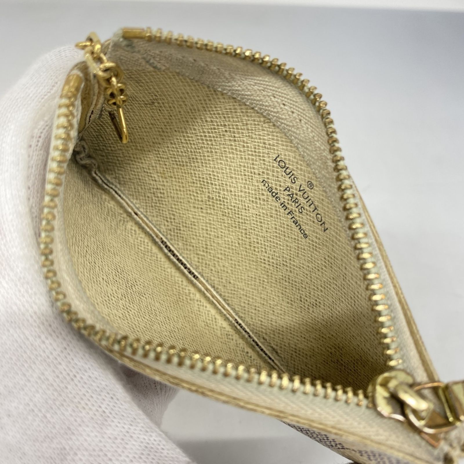 ホワイトレディース