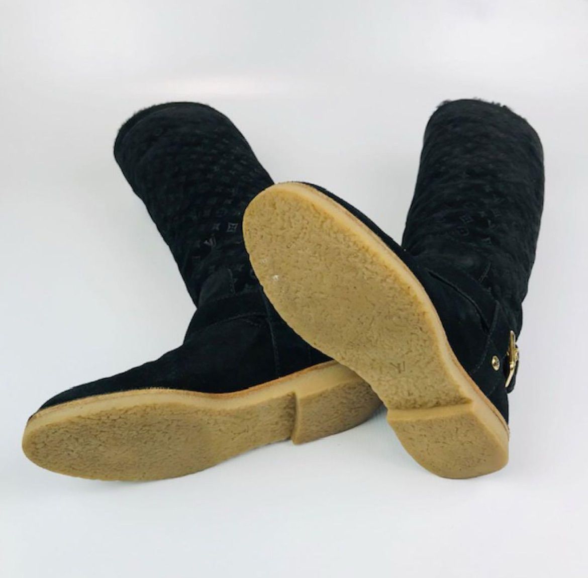 LOUIS VUITTON☆ルイヴィトン・レディース スエードレザー エンボス