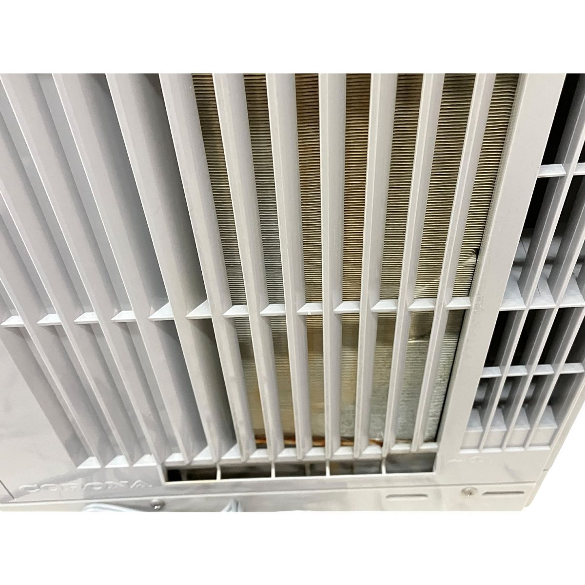 コロナ 窓用エアコン CW-1821 2021年製 CW-1821(W) ウインドエアコン 冷房専用タイプ 1台 コロナ 【通販