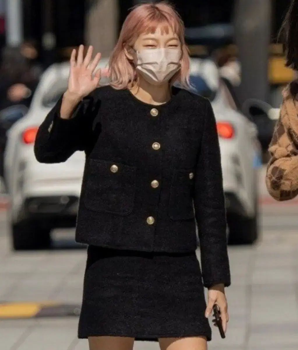 송해나 LOOKAST ウール ツイード ゴールド ボタン ジャケット アウター ゲストルック セットアップ セット ブラック