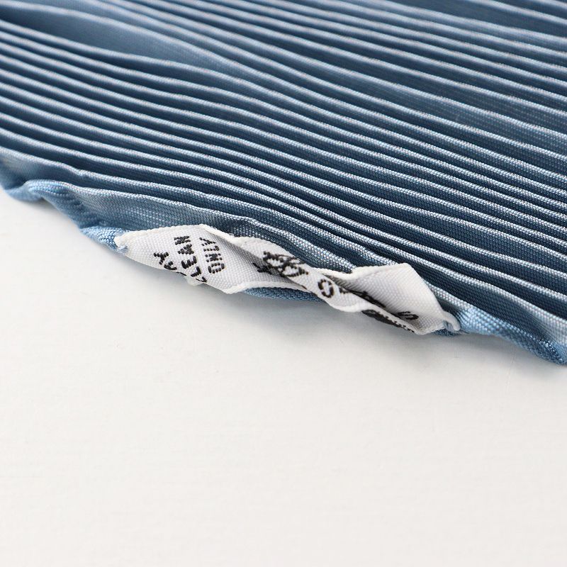 箱付き エルメス HERMES シルク100% カレ プリーツスカーフ
