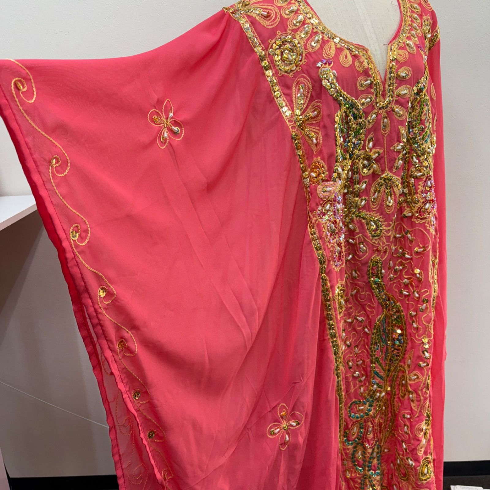 ベリーダンス ダンス衣装 ガラベーヤ コーラルピンク ゴールド