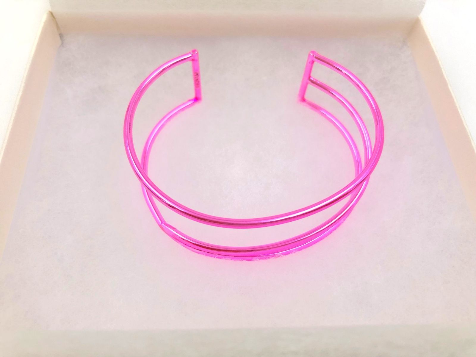 ♪) 七ツ森実 バースデープレゼント デザインバングル ときめき